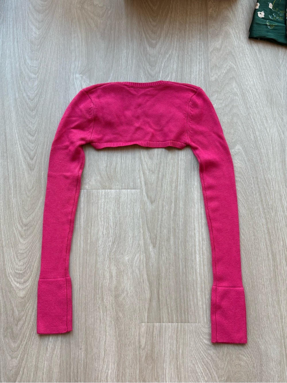 GUIZIO Pink Micro Cardigan - Picture 5 of 5